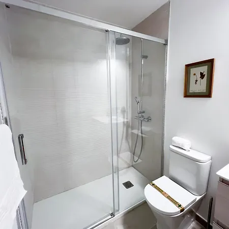 아파트 Family Penthouse With Sea Views In Cancelada *