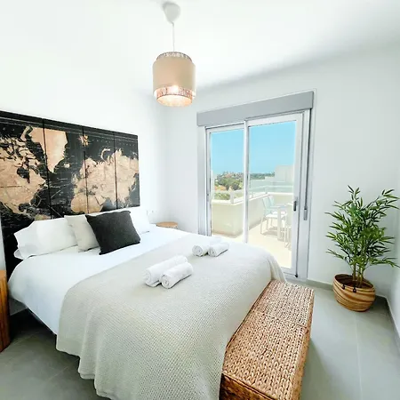 Family Penthouse With Sea Views In Cancelada