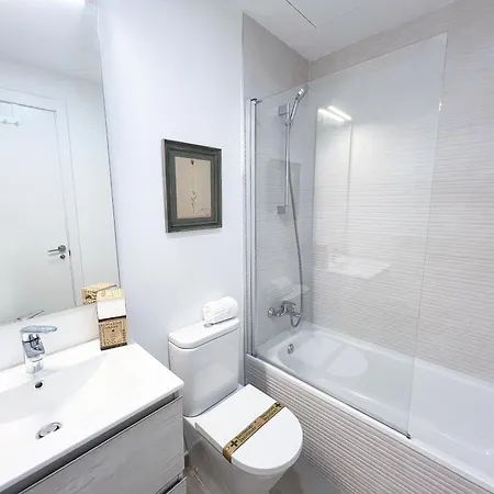 Family Penthouse With Sea Views In Cancelada Apartamento