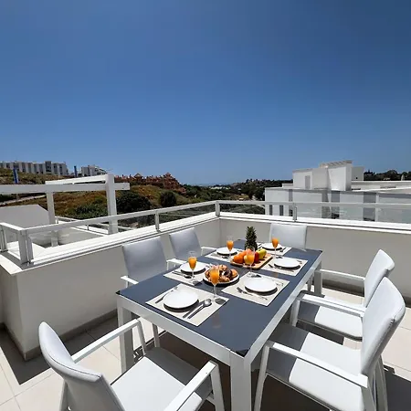 Family Penthouse With Sea Views In Cancelada * Estepona