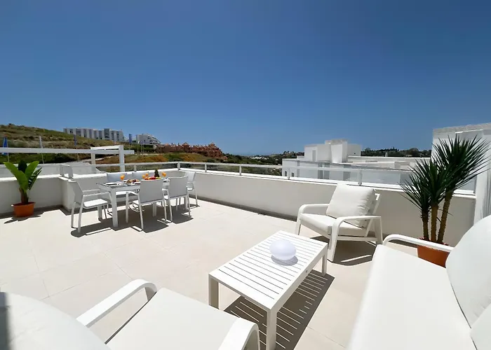 Family Penthouse With Sea Views In Cancelada Apartment Estepona